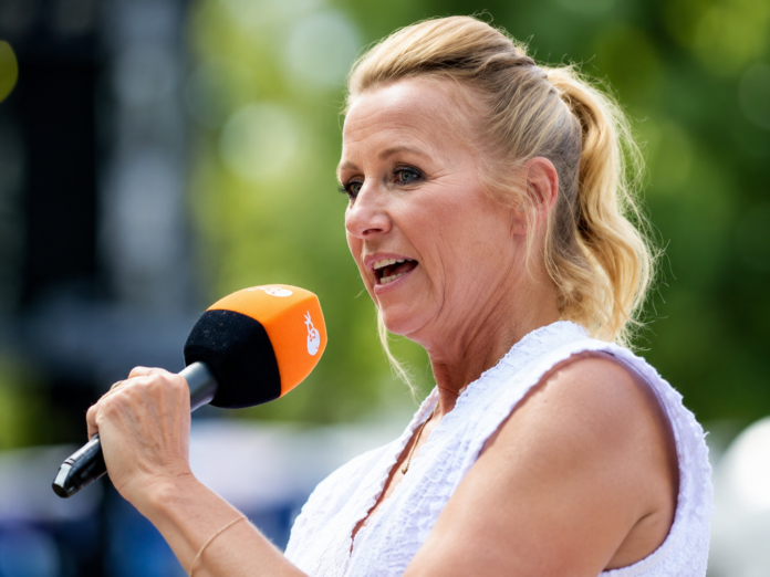 Wie alt ist Andrea Kiewel? Alter, Geburtstag, Karriere und Privatleben im Faktencheck Wie alt ist Andrea Kiewel